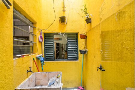 Casa à venda com 166m², 3 quartos e 2 vagas Casa à venda com 166m², 3 quartos e 2 vagasCozinha