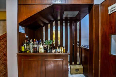 Casa à venda com 166m², 3 quartos e 2 vagas Casa à venda com 166m², 3 quartos e 2 vagasSala