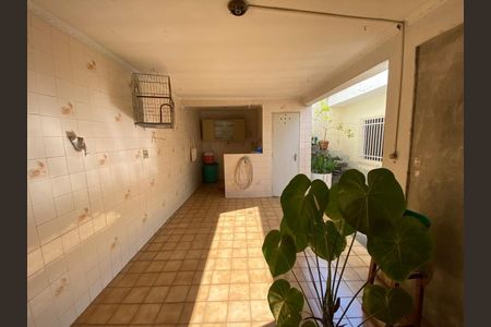 Casa à venda com 160m², 3 quartos e 3 vagas Casa à venda com 160m², 3 quartos e 3 vagasFoto 29