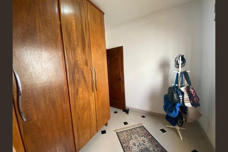 Casa à venda com 160m², 3 quartos e 3 vagas Casa à venda com 160m², 3 quartos e 3 vagasFoto 24