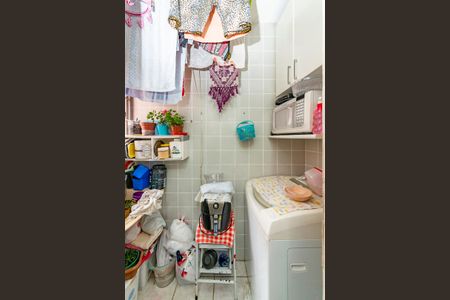 Apartamento à venda com 55m², 3 quartos e 1 vaga Apartamento à venda com 55m², 3 quartos e 1 vagaÁrea de Serviço