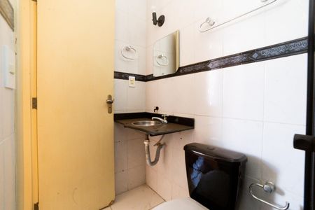 Apartamento à venda com 184m², 3 quartos e 2 vagas Apartamento à venda com 184m², 3 quartos e 2 vagasBanheiro da Suíte