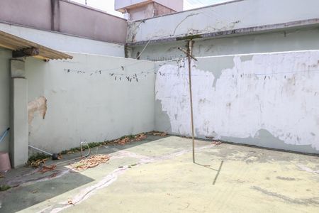 Casa à venda com 250m², 4 quartos e 3 vagas Casa à venda com 250m², 4 quartos e 3 vagasQuintal