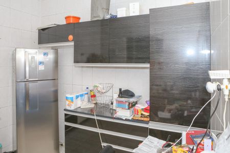Casa à venda com 250m², 4 quartos e 3 vagas Casa à venda com 250m², 4 quartos e 3 vagasCozinha