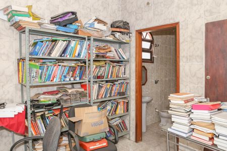 Casa à venda com 250m², 4 quartos e 3 vagas Casa à venda com 250m², 4 quartos e 3 vagasCasa 3 - Suíte