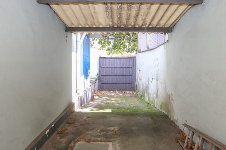 Casa à venda com 250m², 4 quartos e 3 vagas Casa à venda com 250m², 4 quartos e 3 vagasGaragem