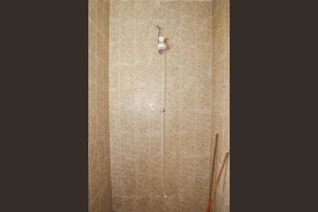 Casa à venda com 250m², 4 quartos e 3 vagas Casa à venda com 250m², 4 quartos e 3 vagasCasa 3 - Banheiro da Suíte