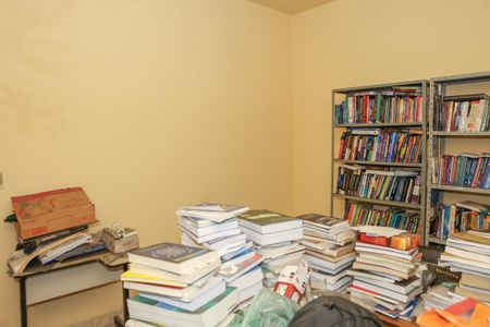 Casa à venda com 250m², 4 quartos e 3 vagas Casa à venda com 250m², 4 quartos e 3 vagasCasa 3 - Quarto