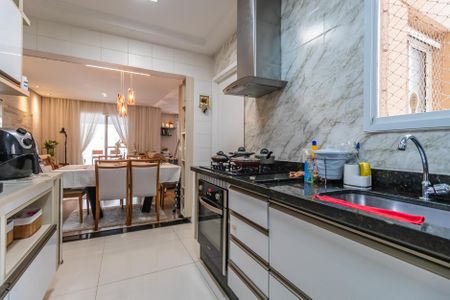 Apartamento à venda com 85m², 2 quartos e 2 vagas Apartamento à venda com 85m², 2 quartos e 2 vagasCozinha