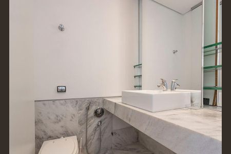 Apartamento à venda com 442m², 4 quartos e 5 vagasBanheiro