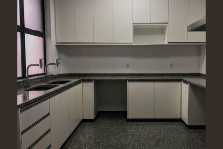 Apartamento à venda com 442m², 4 quartos e 5 vagasCozinha
