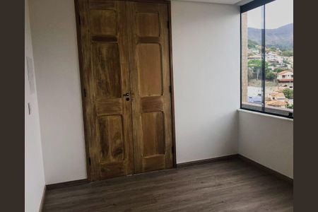 Apartamento à venda com 442m², 4 quartos e 5 vagasQuarto