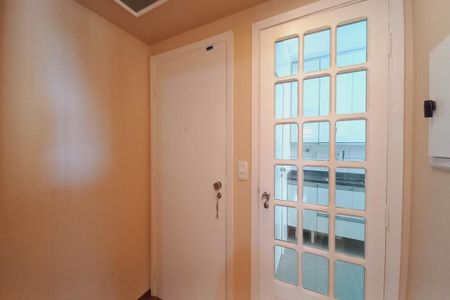 Apartamento à venda com 75m², 2 quartos e 1 vagaHall de Entrada