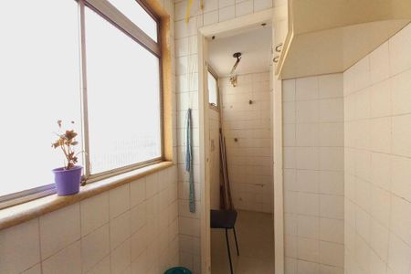 Apartamento à venda com 75m², 2 quartos e 1 vagaÁrea de Serviço