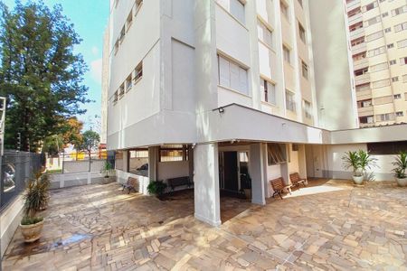 Apartamento à venda com 75m², 2 quartos e 1 vagaFachada do bloco