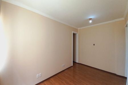 Apartamento à venda com 75m², 2 quartos e 1 vagaSala