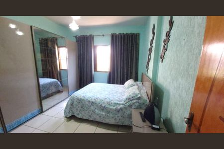 Casa à venda com 240m², 2 quartos e 4 vagas Casa à venda com 240m², 2 quartos e 4 vagasQuarto 1
