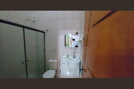 Casa à venda com 240m², 2 quartos e 4 vagas Casa à venda com 240m², 2 quartos e 4 vagasBanheiro 3