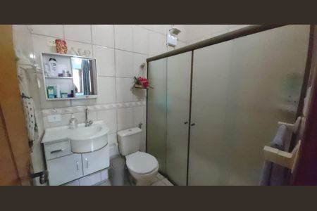 Casa à venda com 240m², 2 quartos e 4 vagas Casa à venda com 240m², 2 quartos e 4 vagasBanheiro 2
