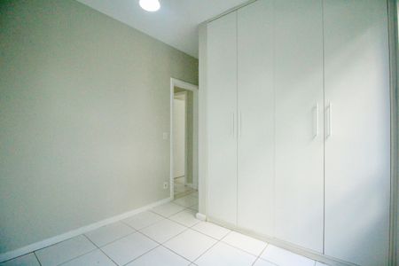 Apartamento para alugar com 103m², 4 quartos e 1 vaga Apartamento para alugar com 103m², 4 quartos e 1 vagaQuarto 3