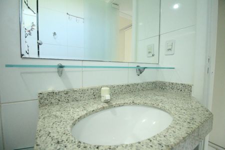 Apartamento para alugar com 103m², 4 quartos e 1 vaga Apartamento para alugar com 103m², 4 quartos e 1 vagaBanheiro da Suíte