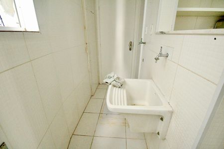 Apartamento para alugar com 103m², 4 quartos e 1 vaga Apartamento para alugar com 103m², 4 quartos e 1 vagaCozinha e Área de Serviço