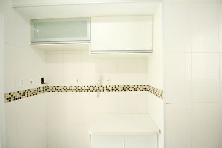 Apartamento para alugar com 103m², 4 quartos e 1 vaga Apartamento para alugar com 103m², 4 quartos e 1 vagaCozinha e Área de Serviço