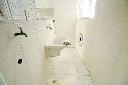 Apartamento para alugar com 103m², 4 quartos e 1 vaga Apartamento para alugar com 103m², 4 quartos e 1 vagaCozinha e Área de Serviço