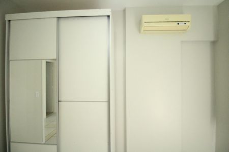 Apartamento para alugar com 103m², 4 quartos e 1 vaga Apartamento para alugar com 103m², 4 quartos e 1 vagaQuarto 2