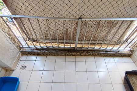 Apartamento à venda com 48m², 2 quartos e 1 vaga Apartamento à venda com 48m², 2 quartos e 1 vagaSala - varanda