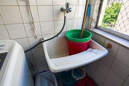 Apartamento à venda com 48m², 2 quartos e 1 vaga Apartamento à venda com 48m², 2 quartos e 1 vagaCozinha e área de serviço