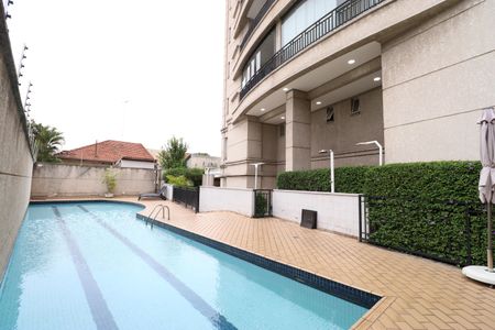 Apartamento à venda com 120m², 2 quartos e 2 vagasÁrea comum - Piscina