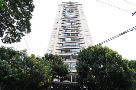 Apartamento à venda com 120m², 2 quartos e 2 vagasFachada
