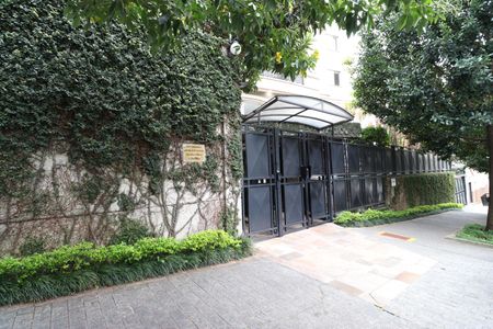 Apartamento à venda com 120m², 2 quartos e 2 vagasFachada