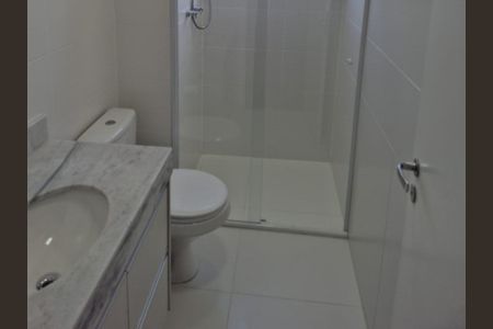 Apartamento para alugar com 77m², 2 quartos e 1 vaga Apartamento para alugar com 77m², 2 quartos e 1 vagaBanheiro 1