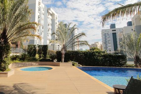 Apartamento à venda com 88m², 2 quartos e 2 vagas Apartamento à venda com 88m², 2 quartos e 2 vagasÁrea comum - Piscina