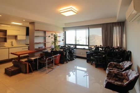 Apartamento à venda com 88m², 2 quartos e 2 vagas Apartamento à venda com 88m², 2 quartos e 2 vagasSala