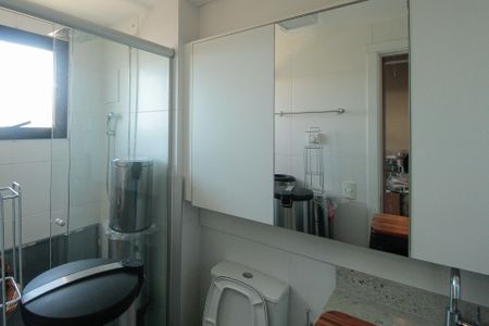 Apartamento à venda com 88m², 2 quartos e 2 vagas Apartamento à venda com 88m², 2 quartos e 2 vagasBanheiro da Suíte 1