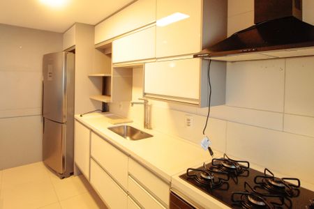 Apartamento à venda com 88m², 2 quartos e 2 vagas Apartamento à venda com 88m², 2 quartos e 2 vagasCozinha