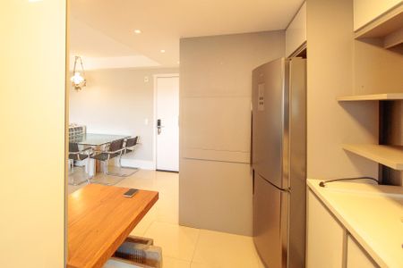 Apartamento à venda com 88m², 2 quartos e 2 vagas Apartamento à venda com 88m², 2 quartos e 2 vagasCozinha