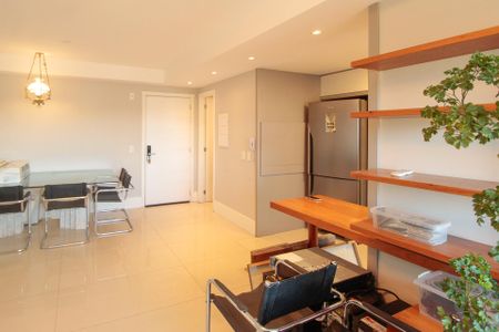 Apartamento à venda com 88m², 2 quartos e 2 vagas Apartamento à venda com 88m², 2 quartos e 2 vagasSala