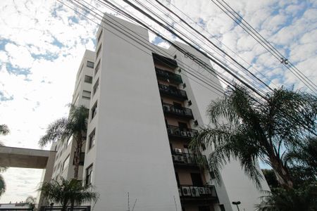 Apartamento à venda com 88m², 2 quartos e 2 vagas Apartamento à venda com 88m², 2 quartos e 2 vagasFachada e portaria