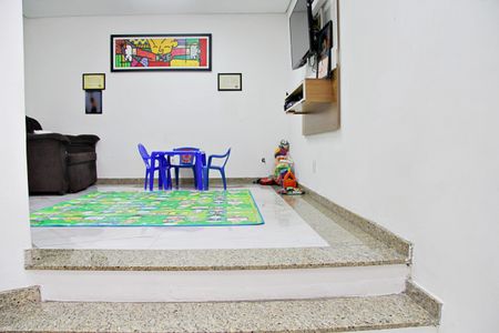 Casa para alugar com 550m², 4 quartos e 4 vagasSala de TV