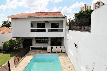 Casa para alugar com 550m², 4 quartos e 4 vagasQuintal e Piscina