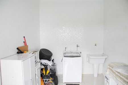 Casa para alugar com 550m², 4 quartos e 4 vagasÁrea de Serviço