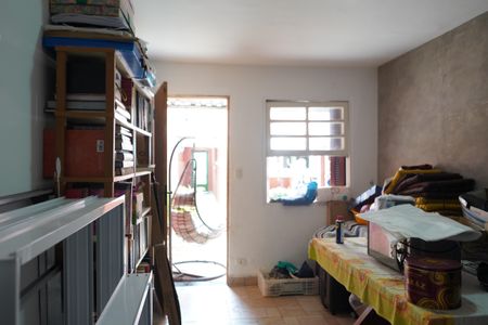 Casa à venda com 128m², 3 quartos e 2 vagasQuarto de Serviço