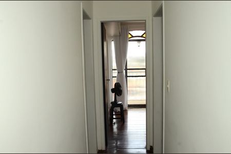 Apartamento à venda com 150m², 2 quartos e 1 vagaCorredor