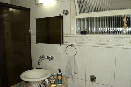 Apartamento à venda com 150m², 2 quartos e 1 vagaBanheiro Corredor