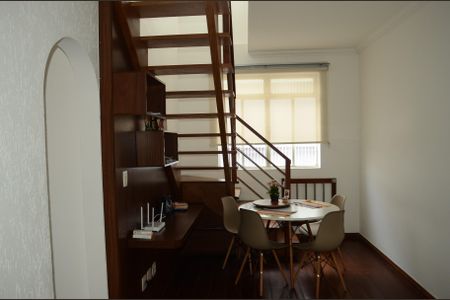 Apartamento à venda com 150m², 2 quartos e 1 vagaSala