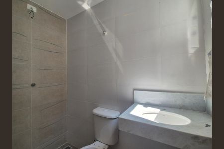 Casa de condomínio à venda com 100m², 2 quartos e 1 vagaBanheiro da Suíte 2